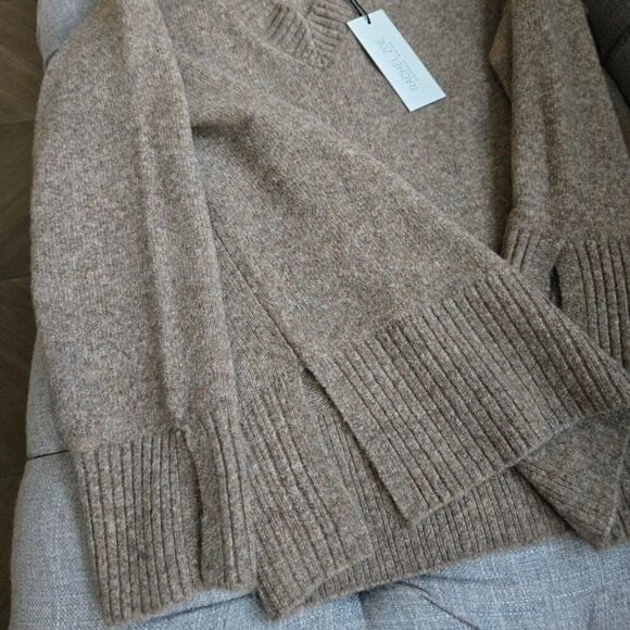 NWT Rachel Zoe sweater - Picture 3 of 4